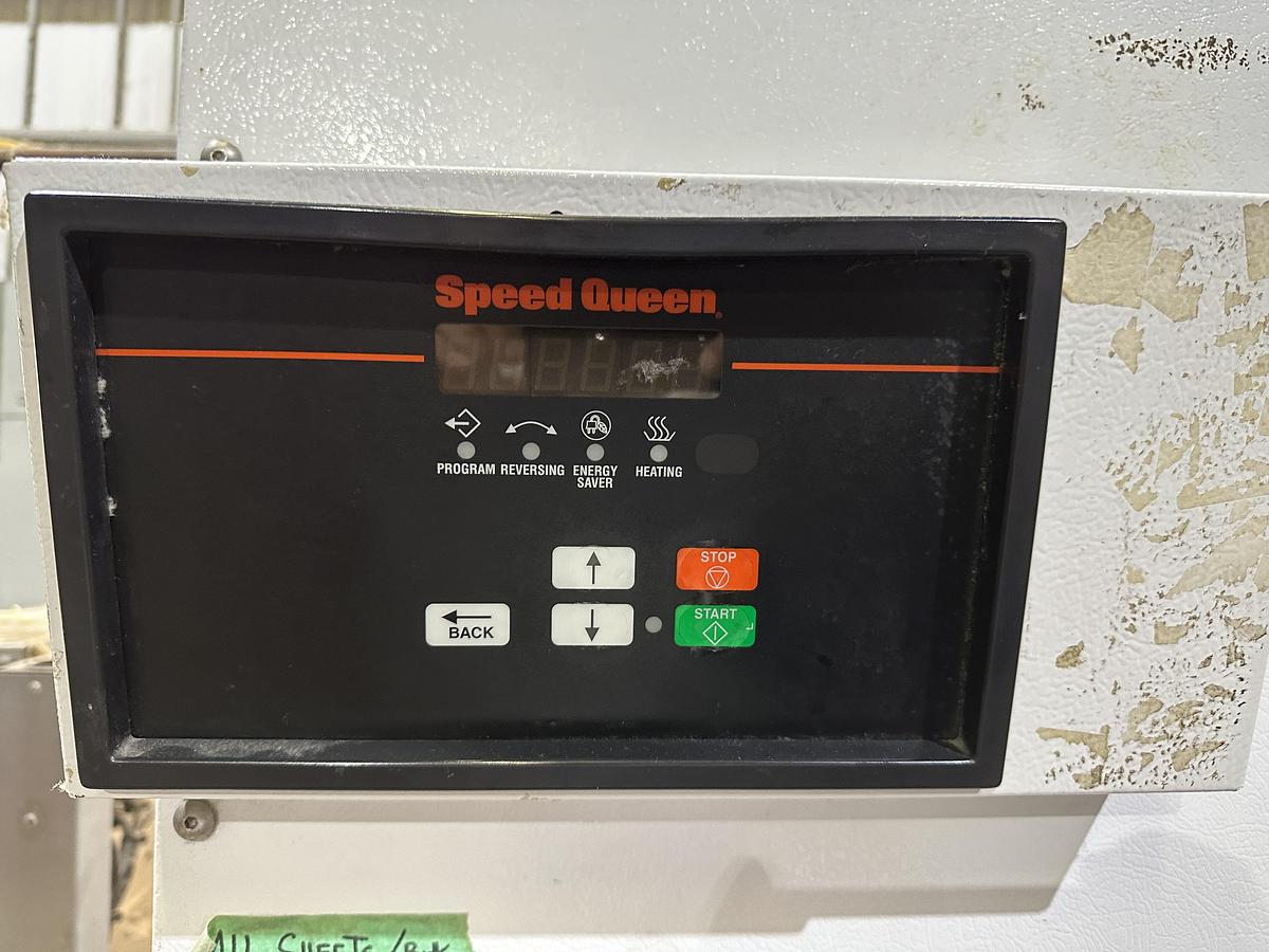 Used 2015 SPEED QUEEN  ST170 GAS DRYER