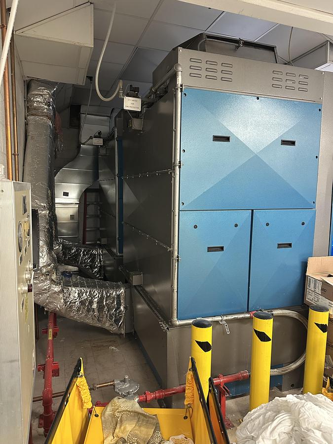 Used 2006 B&C Technologies 225lb gas dyer