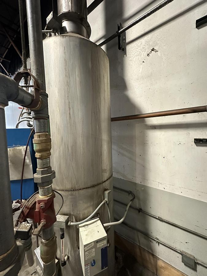 Used Ludell 2.2mmBTU Water Heater w/tank