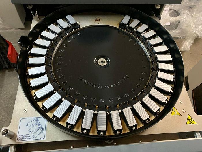 Used Fully automatic dyeing system Ventana Benchmark XT with accessories