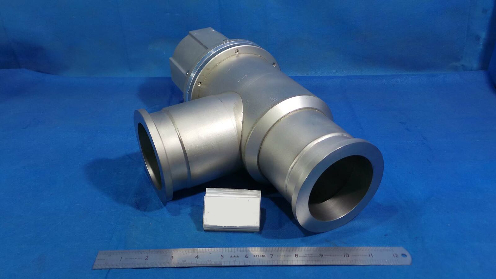 Used ANELVA AV055 Gate Valve, AV055 / F18-GV-007 / ANELVA / Semiconductor Part ( Part was C