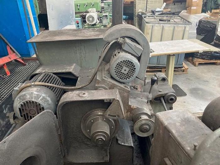 Utilisé Affuteuse / Rectifieuse DANOBAT 50