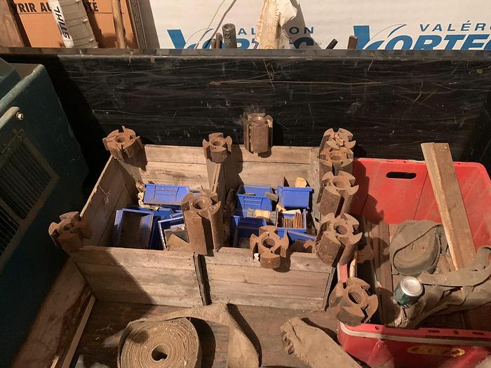 Used 4-Head Moulding Center