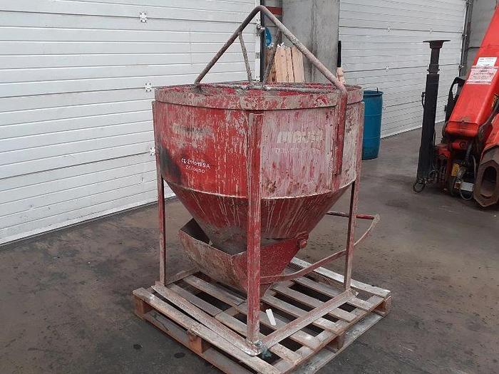 Usado Cubilote hormigón 350 lt.