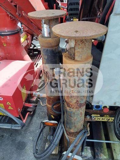 Usado Grúa HMF1820 solo para recambios