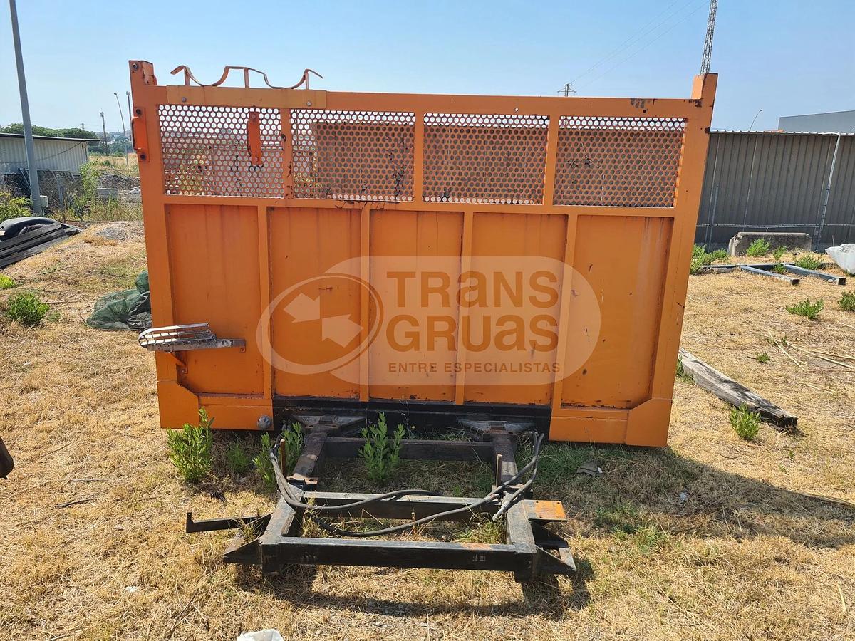 Usado Carrocería fija usada de 6,2 m en venta