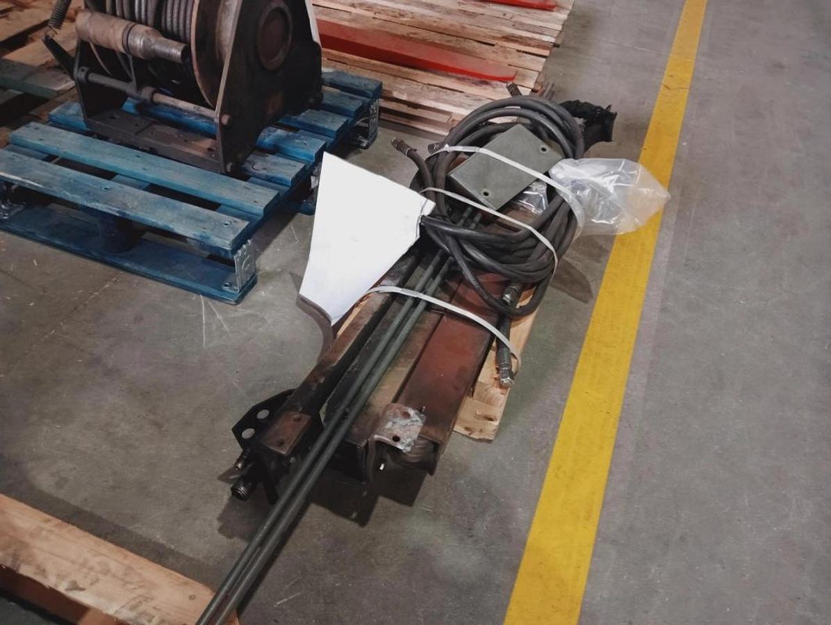 Usado Winch distributor for crane