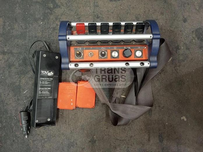 Usado Grúa MKG HLK 225 HP