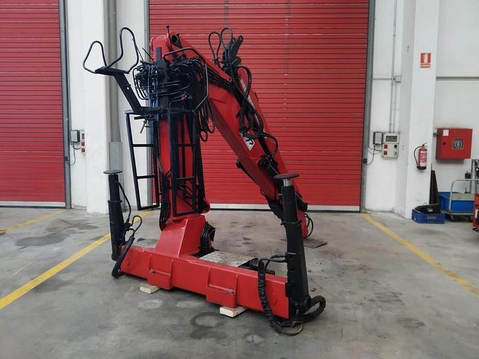 Usado Grúa PENZ 9100H