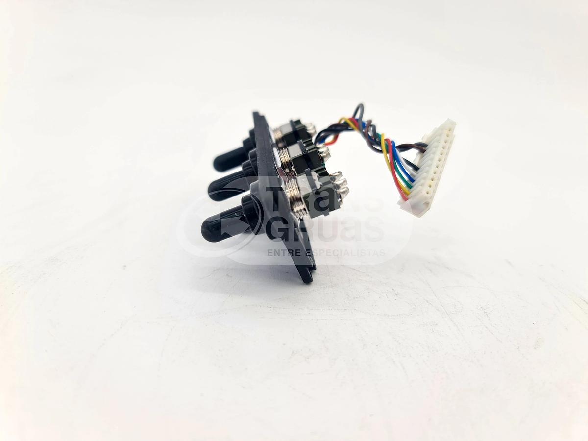 Placa con interruptor (Ref. A2000380221)