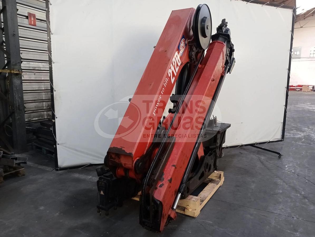 Usado Grúa hidráulica HMF 2120 K RC usada en venta