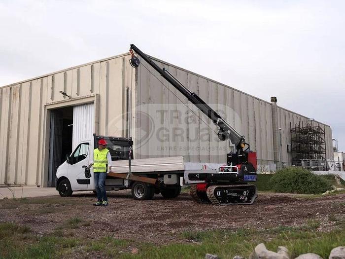 Multicargador M-Crane 1030