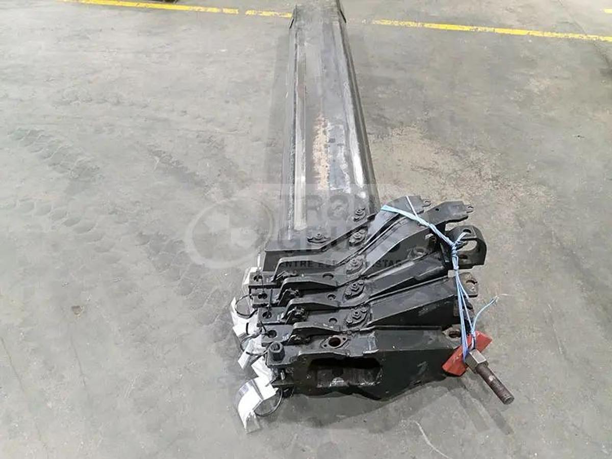 Usado Grúa HMF2823 solo para recambios