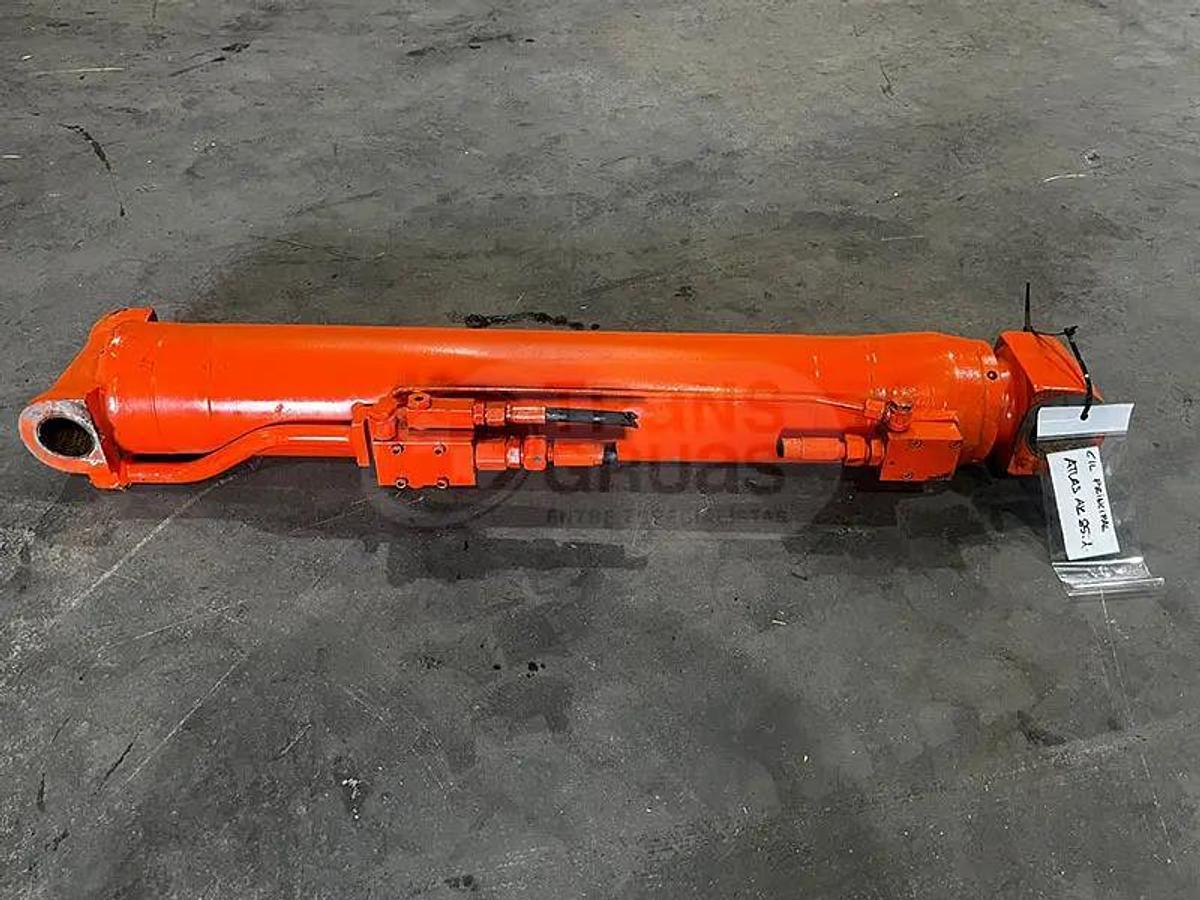 Usado Recambios grúa HMF ATLAS 85.1