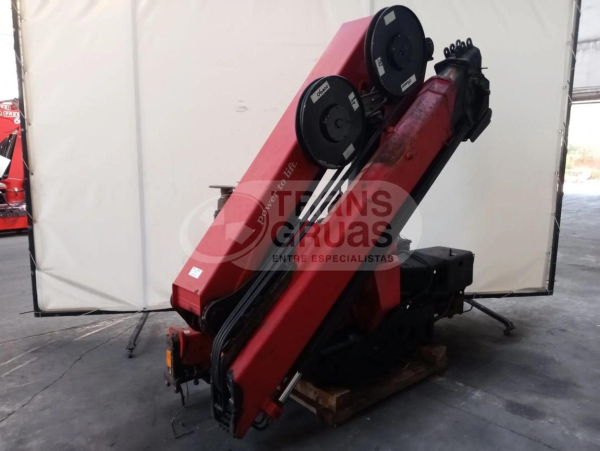 Usado Grúa hidráulica HMF 2120 K4 usada en venta