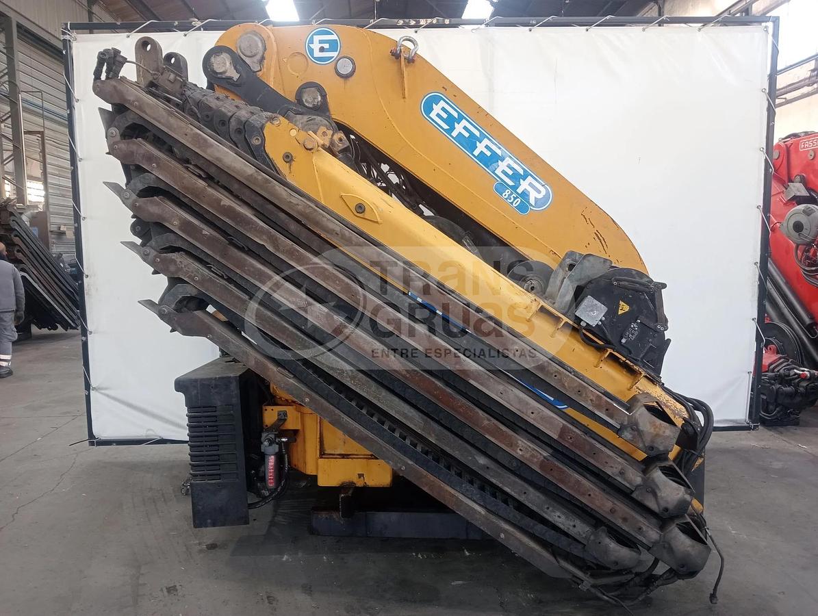 Usado Grúa hidráulica Effer 850 8S usada en venta