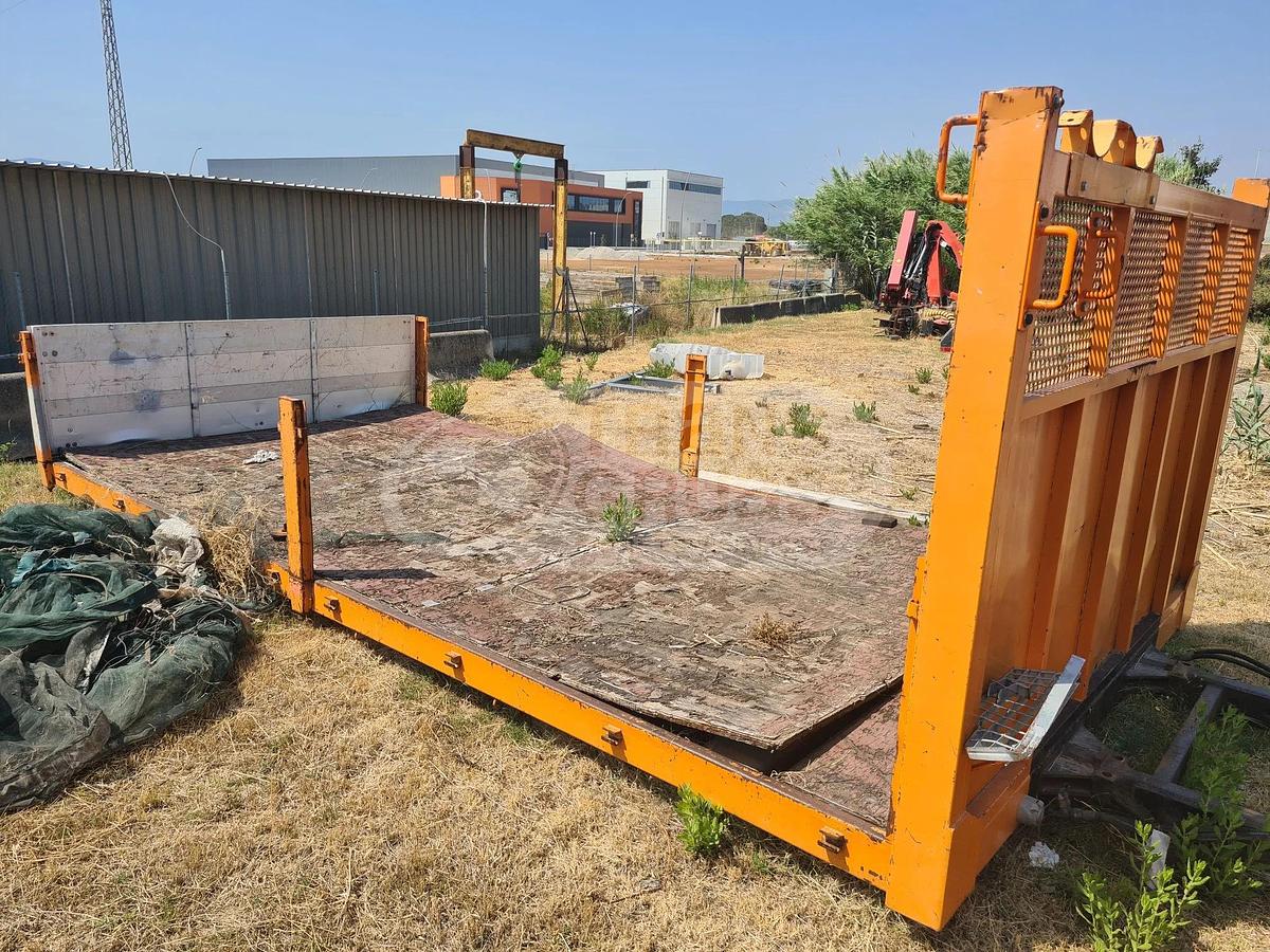 Usado Carrocería fija usada de 6,2 m en venta