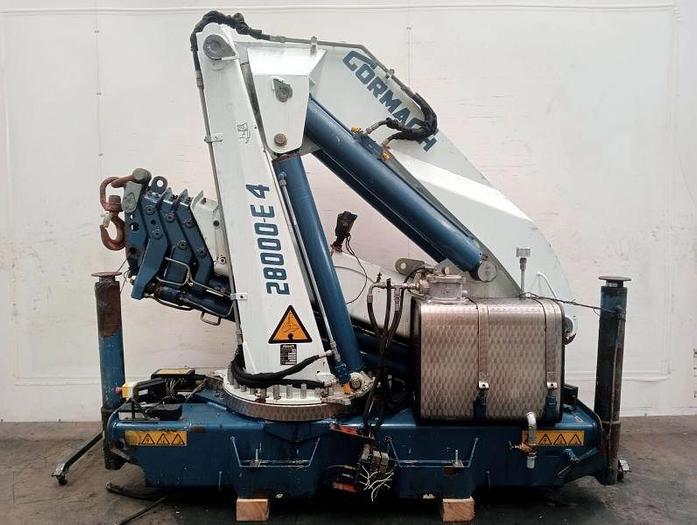 Usado Grúa Cormach 28000 E4