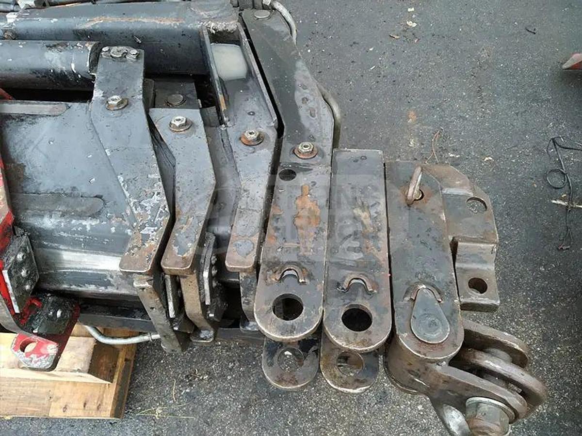 Usado Grúa HMF3720 solo para despiece