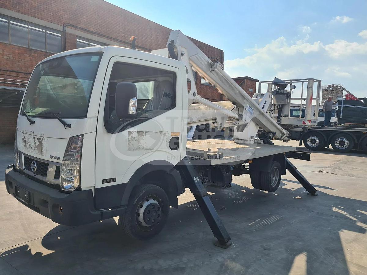 Usado MULTITEL NISSAN NT 400 + HX 195