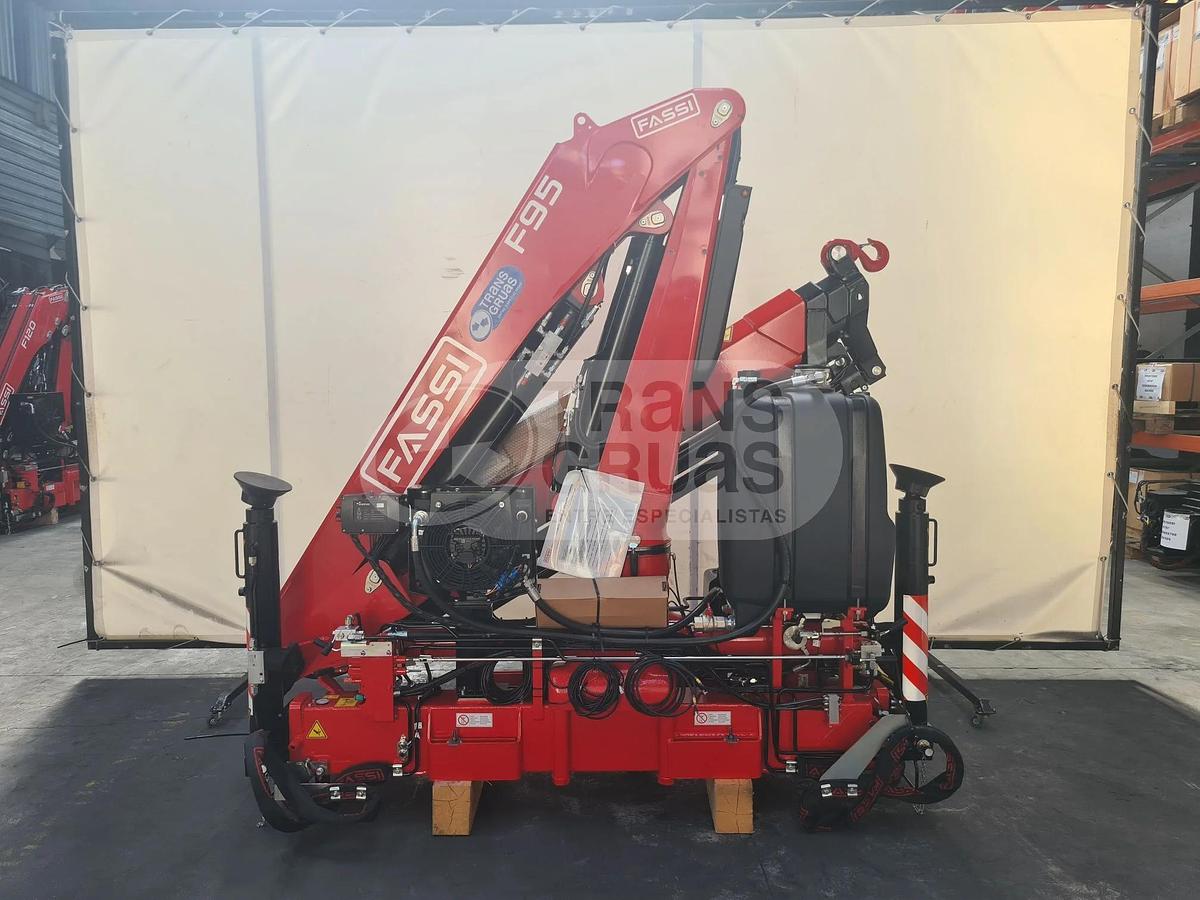 Grúa hidráulica articulada Fassi F95B.0.23 E-ONE 8,46 tm en venta