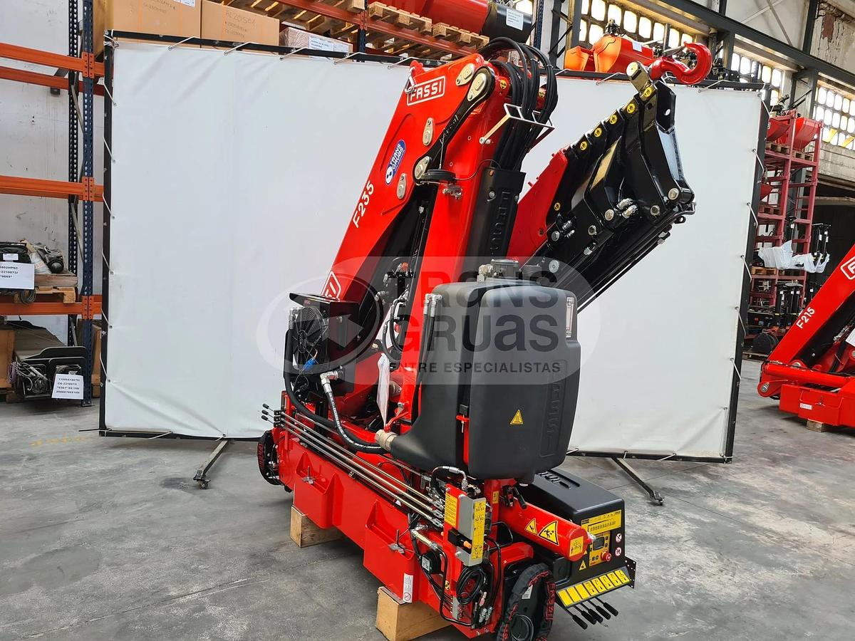 Grúa hidráulica articulada Fassi F235A.2.26 e-dynamic 18,55 tm en venta