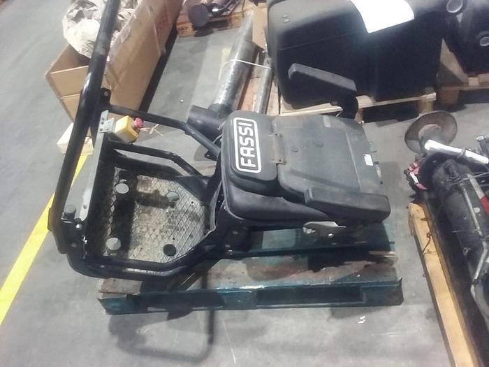 Usado KIT ASIENTO EN COLUMNA FASSI