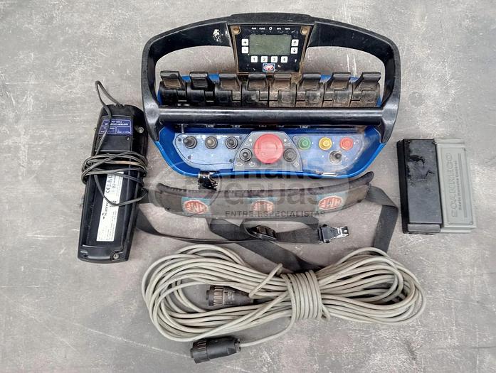 Usado Grúa hidráulica HMF 3220 K6 usada en venta