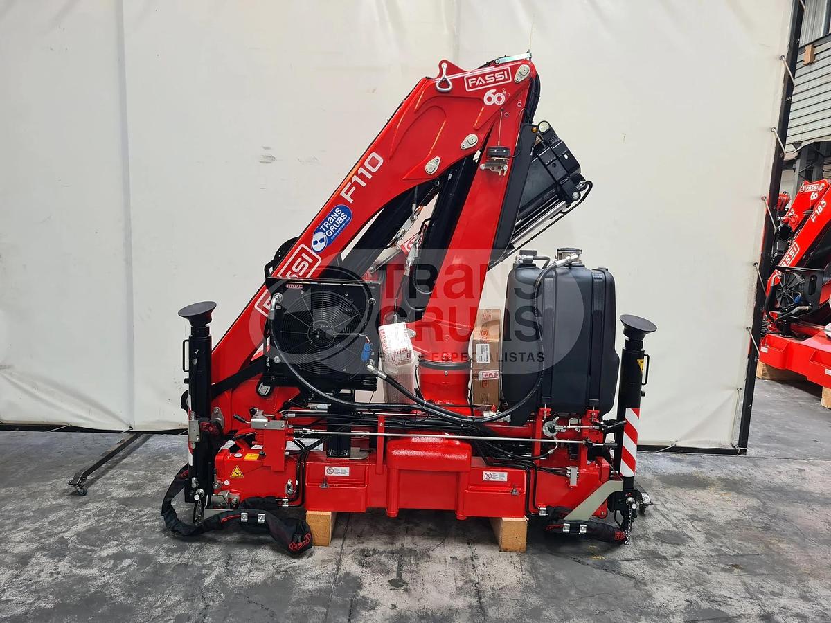 Grúa hidráulica articulada Fassi F110B.1.22 E-DYNAMIC 9,48 tm con cabrestante en venta