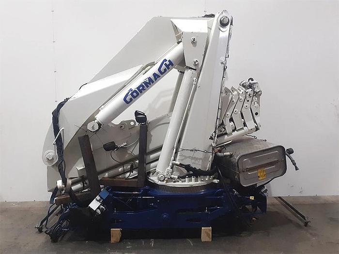Usado Grúa Cormach 28000 E4