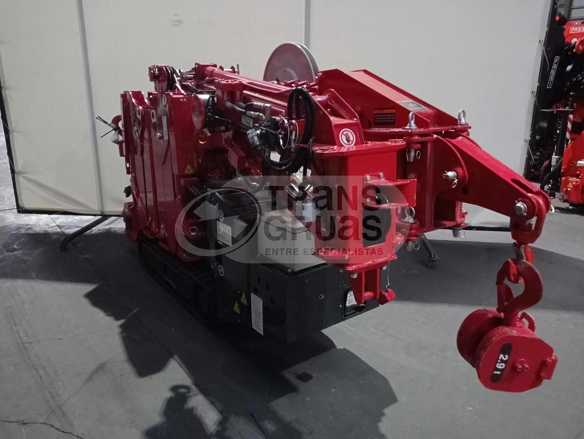 Usado minigrua sobre orugas UNIC URW-295CP2E