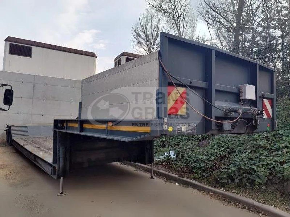 Usado Semirremolque cama rebajado LAKO SU234