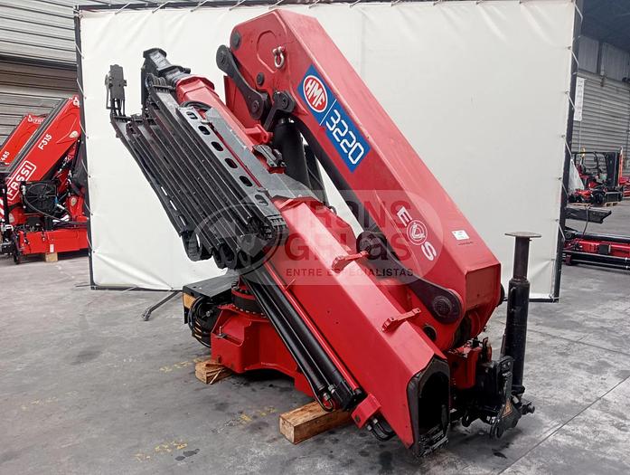 Usado Grúa hidráulica HMF 3220 K6 usada en venta