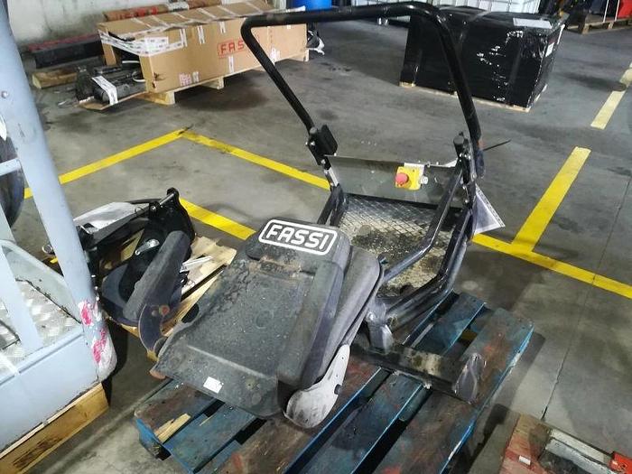 Usado KIT ASIENTO EN COLUMNA FASSI