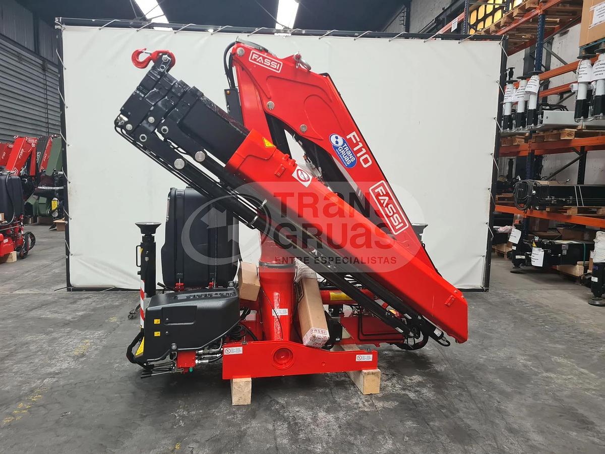 Grúa hidráulica articulada Fassi F110B.0.24 E-ACTIVE 9,07 tm en venta