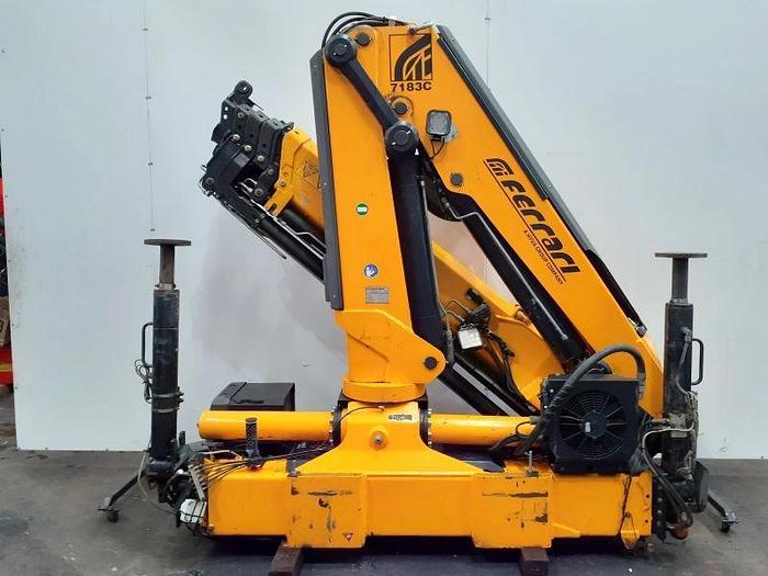 Usado Grúa Ferrari F718 3C A5 usada en venta