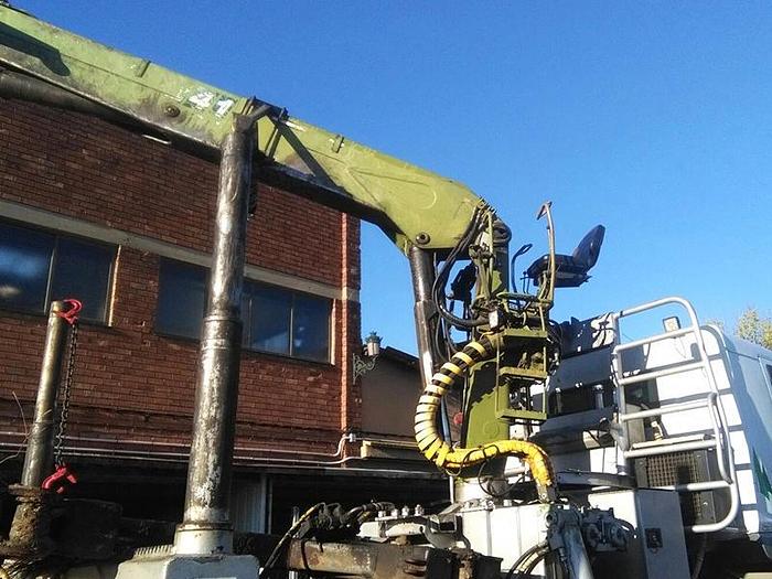 Usado Grúa forestal Loglift F241