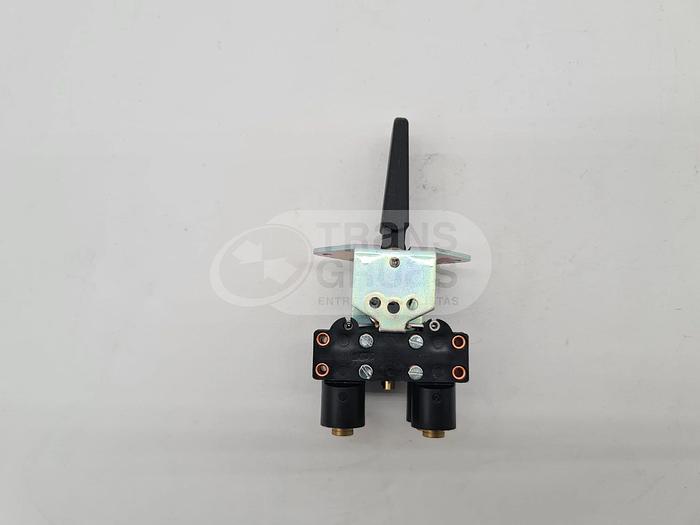 Leva de mando cabina neumática con retorno (Ref. 111163L)