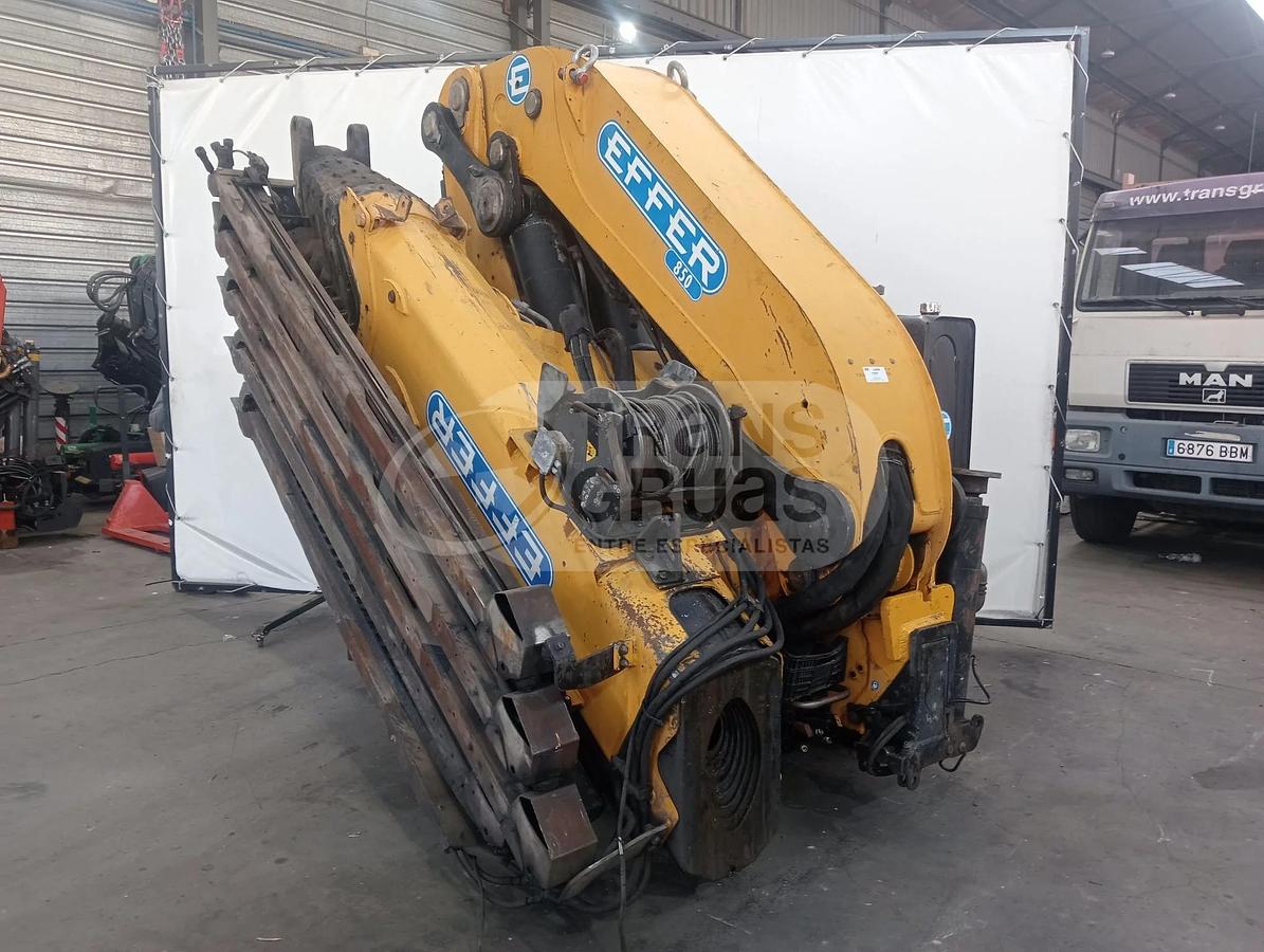Usado Grúa hidráulica Effer 850 8S usada en venta