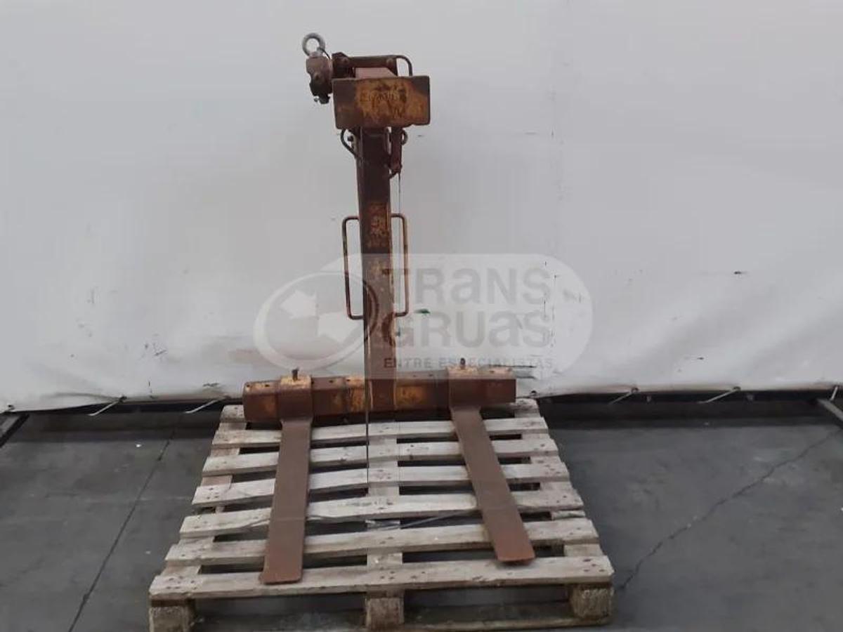 Usado Portapalet usado 1000 kg