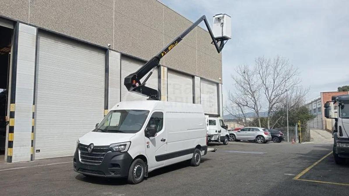 Plataforma aérea TECHOIL HV12 con 12m de alcance en venta