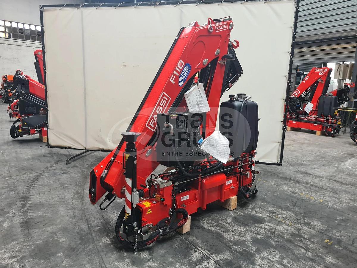 Grúa hidráulica articulada Fassi F110B.0.24 E-ACTIVE 9,07 tm en venta