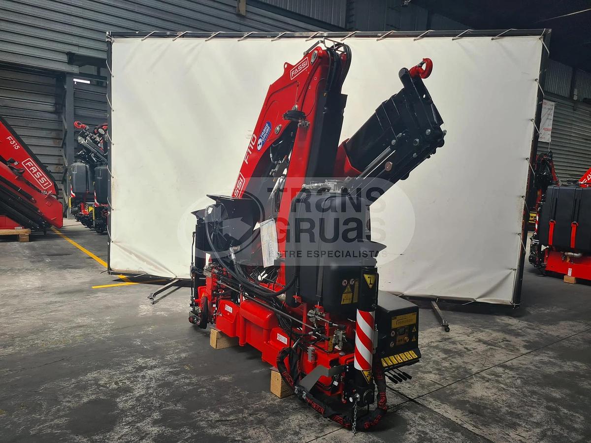 Grúa hidráulica articulada Fassi F110B.0.24 E-ACTIVE 9,07 tm en venta