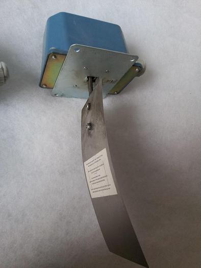 Gebraucht 3 Stück Strömungsschalter, S6040A1003, Honeywell,  gebraucht