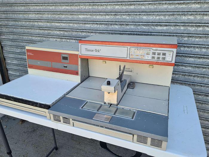 Used Tissue-Tek 4715 Embedding Console with Cryo Console