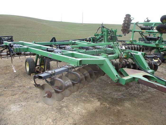 Used John Deere 510 Disk Ripper for Sale in Washington Eastern