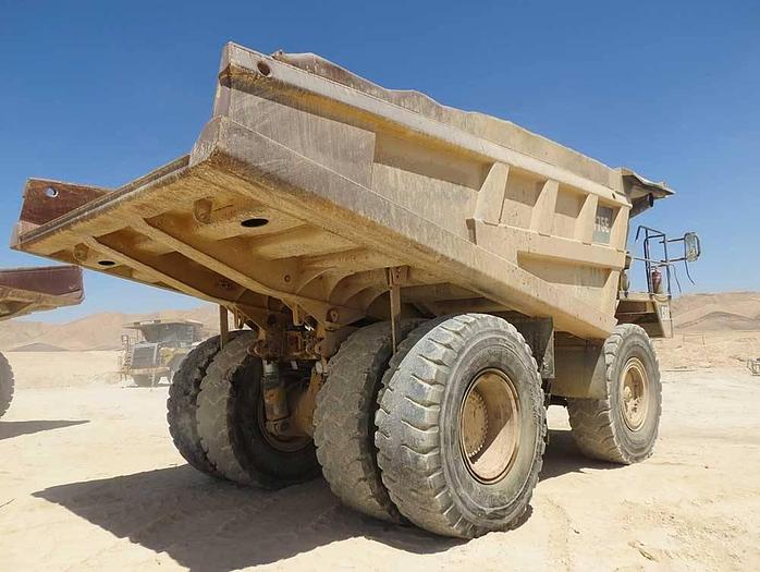 Used 2005 CATERPILLAR 775E