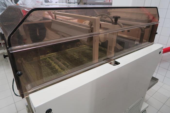 Used Chocolate Enrober