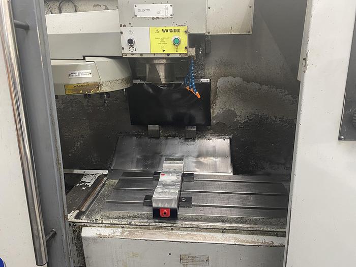 Used 2000 Bridgeport VMC 600/22 Digital Machining Center