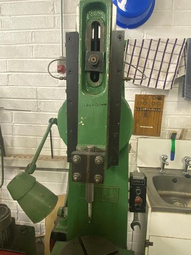 Used Astra 6" Slotting Machine